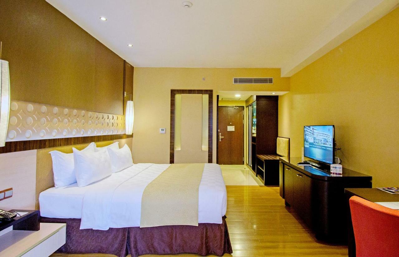 Grand Lagoi Hotel Bintan Extérieur photo